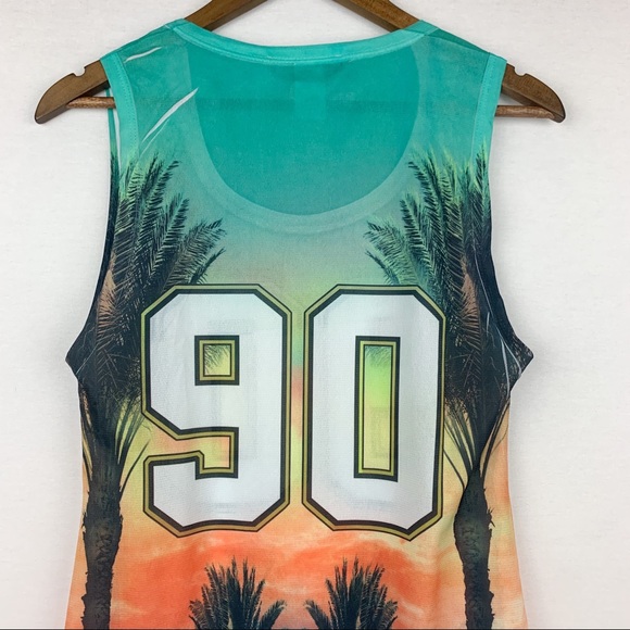 Touch Me Beach Scene 90 Sheer Colorful Jersey USA - Picture 6 of 11